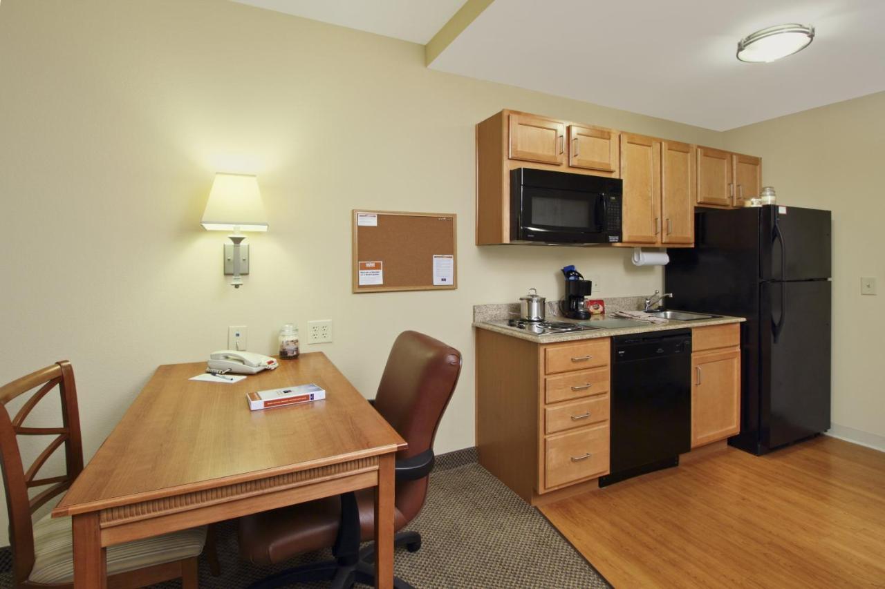 Candlewood Suites Norfolk Airport By Ihg Exterior photo