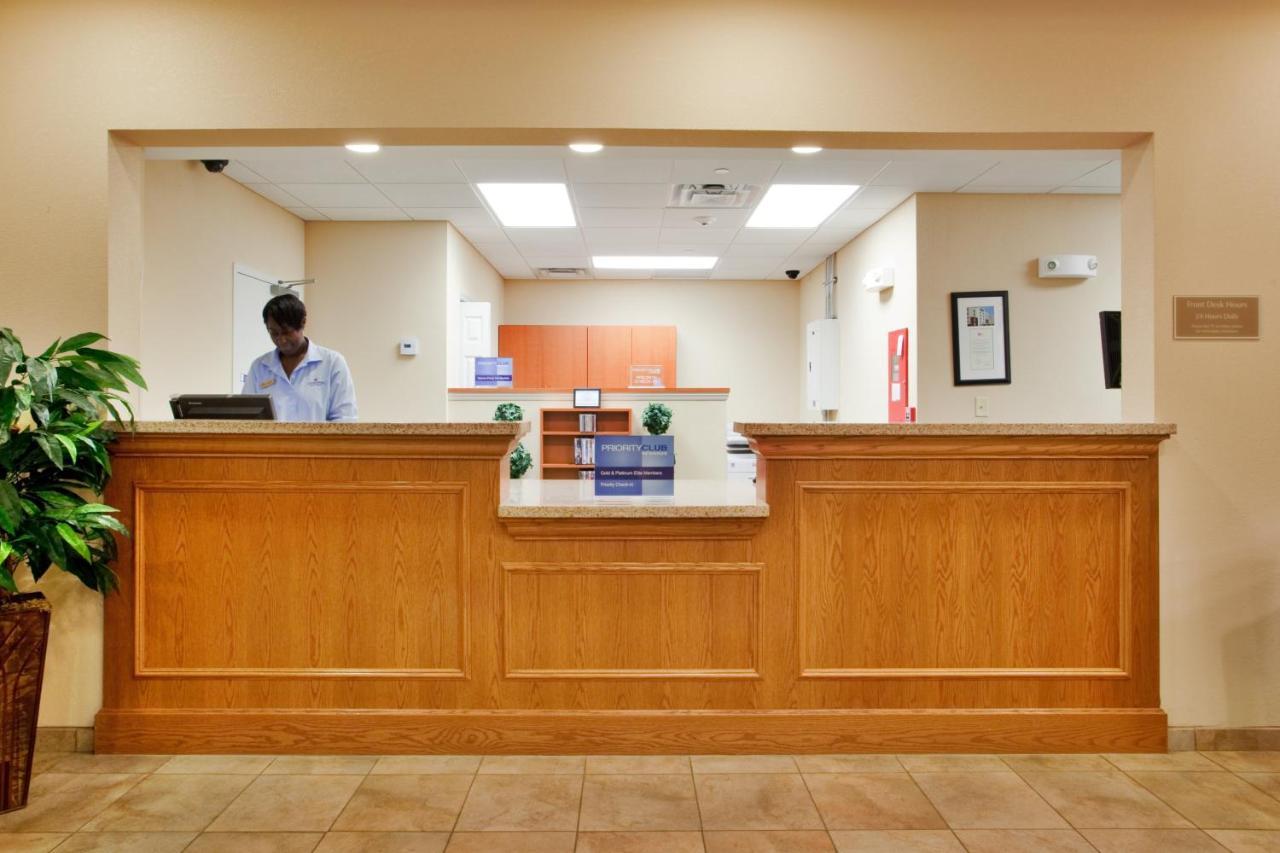 Candlewood Suites Norfolk Airport By Ihg Exterior photo